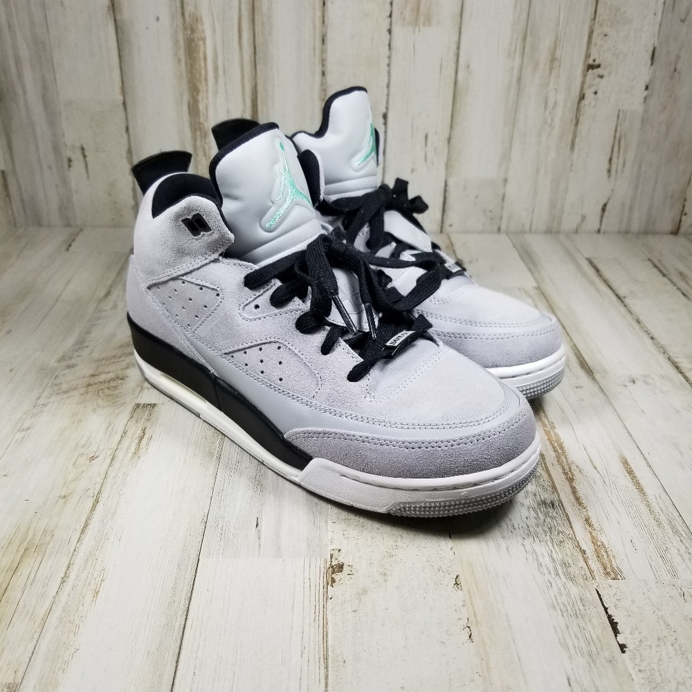 Jordan Son Of Mars Low 'Wolf Grey' size 7 Y